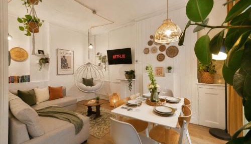 The St Pauls Rooftop 2BR House by Barbican