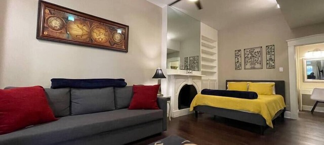 THE STEVENS STUDIO - HISTORIC DOWNTOWN LANCASTER, Contemporary Studio - Historic Downtown Lancaster