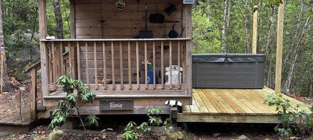 Tiny Cabin with Private Hot Tub on 100 Acres Kayaks, Canoes & Paddleboards