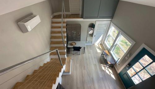 Tiny Private Room #2 in Shared 5BR House with Other Guests