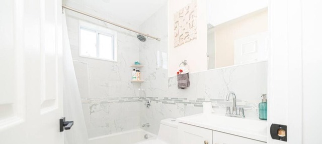 Tranquil 3BR Boston Apt w Balcony, Parking, Bathtub near Franklin Park Zoo 303