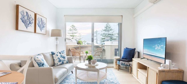 Trendy Apartment on Dee Why Beach