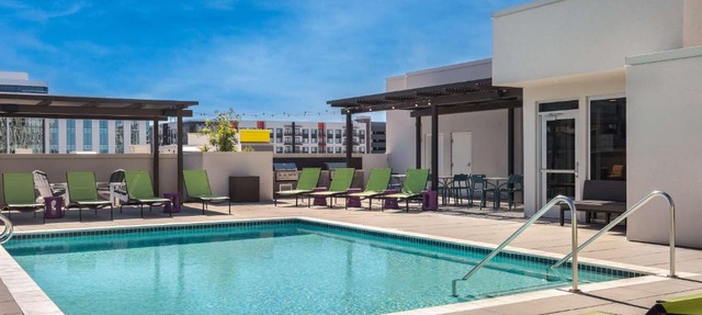 Tru By Hilton Phoenix Midtown