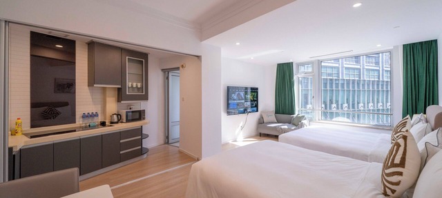 Tyms Xuhui Spacious 1BR APT