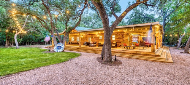 Ultimate Riverfront Retreat! Blanco Family Cabin