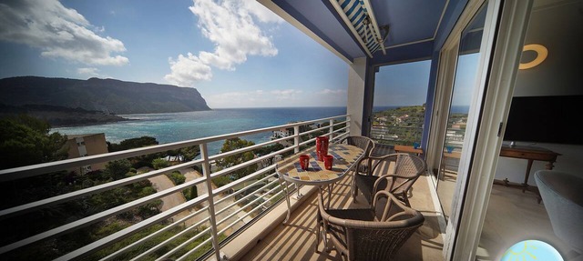 UNE Terrasse SUR LA MER Appartement VUE MER 2 Chambres