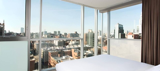 Vacation Day Is Always A Great Idea! Short Drive to Rockefeller Center