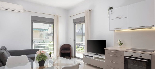 Varkiza Seaside Apartment, Villa