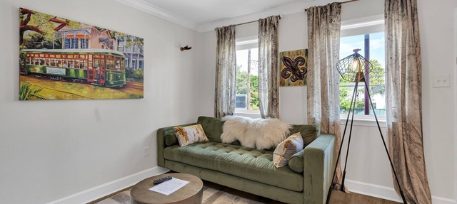 Vibrant New Orleans Apartment with Off-Street Parking Near Garden District