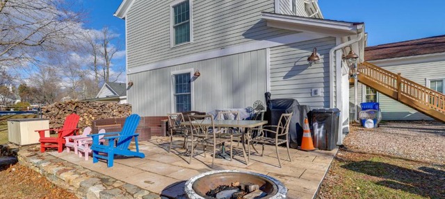 Walk to Memorial Park: Pet-Friendly Bethlehem Home