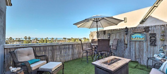 Walk to Ventura Beach: Comfy Home w/Ocean Views