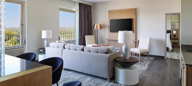 Warner Center Marriott Woodland Hills
