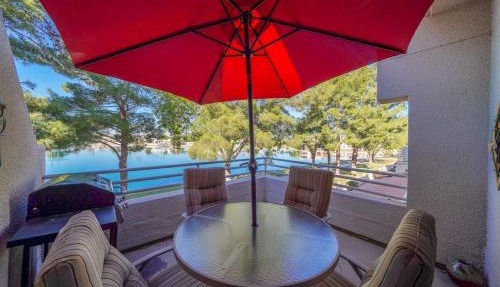 Waterfront-Amazing View w Fireworks-Private-Gated