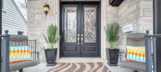 Waterfront Avenue Suites