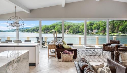 Waterfront Lakehouse