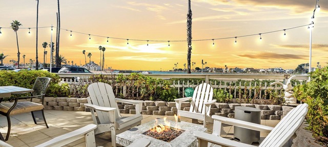 Waterview from your Private Patio + Dogs Welcome!