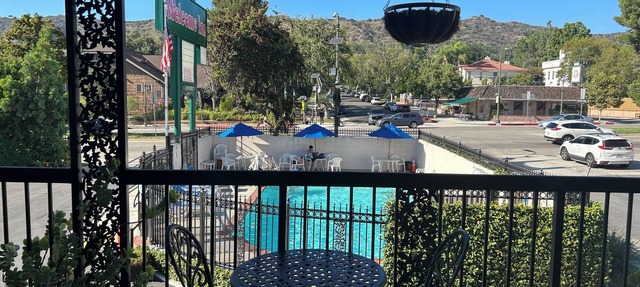 Welcome Inn on Colorado Blvd