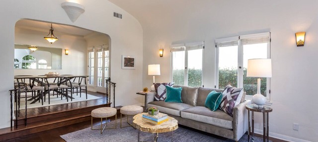 West Hollywood/Carthay Circle 2 Bed 2 Bath + Yard, Designer Furnished