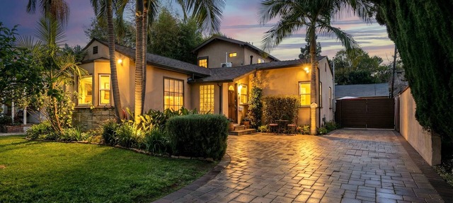 West LA Designer 2BR/2BA Retreat Private Yard Near UCLA & Santa Monica