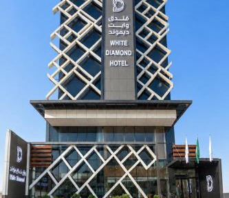 White Diamond Hotel Sari