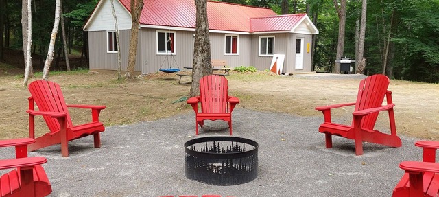 White Tail Cabin located on 100 private forested acres, in a Crown Game Preserve