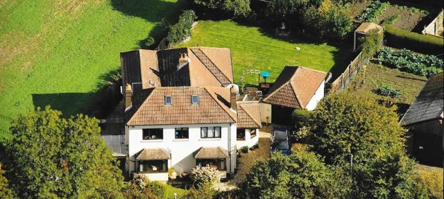 WILLOW RIDGE - a large country house with 3 rental rooms