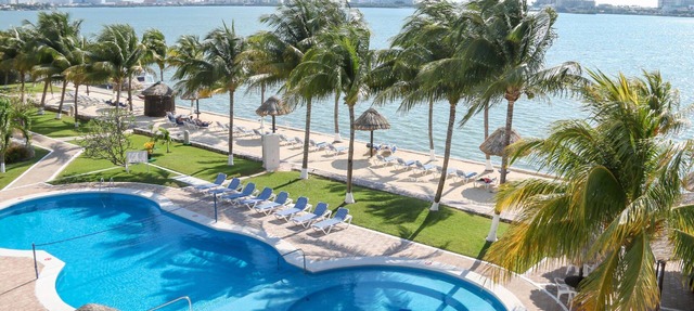 WIVC Coral Mar Resort- Amazing Hotel Zone & Lagoon Views, Enjoy the Tropical Breeze