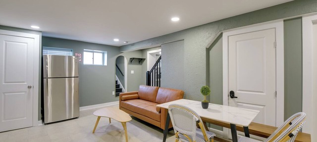 Work & Explore in DC! Cheverly Apt 1/2 Mi to Metro