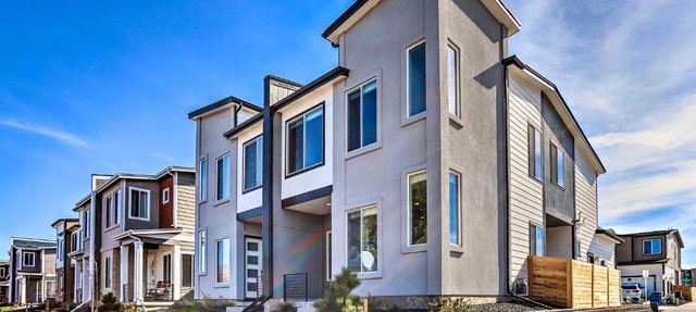 Work, Play & Explore! Townhome 6 Mi to Dtwn Denver