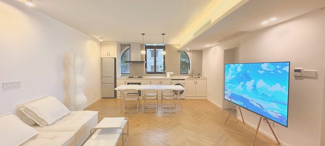 ZHome-Three floors 4 bedrooms