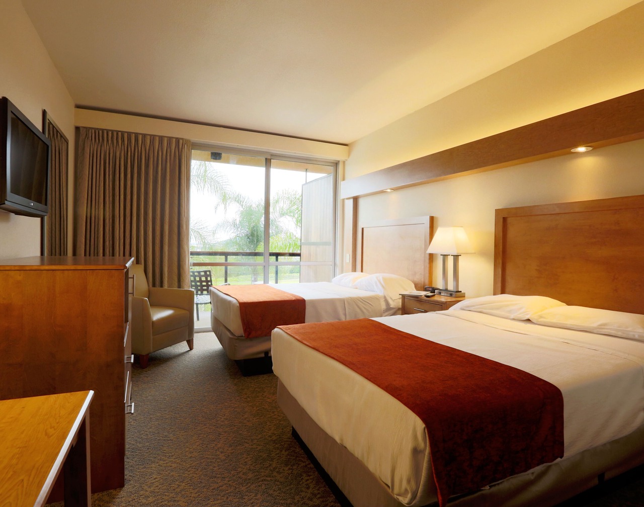 Kellogg West Conference Center and Hotel 1