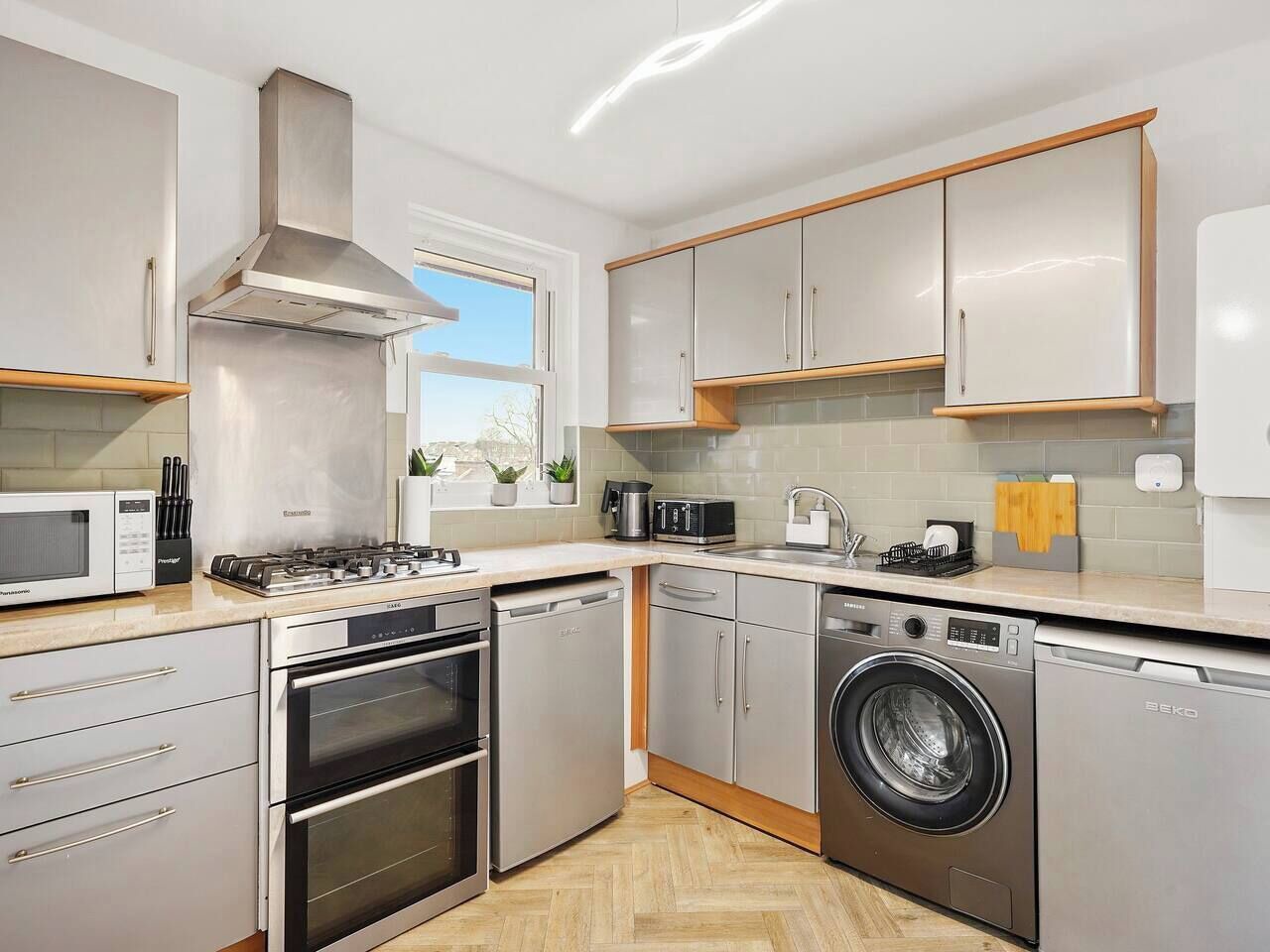 Cosy Apartment 5 guests - 3 beds + 1 sofa bed Lewisham, London 1