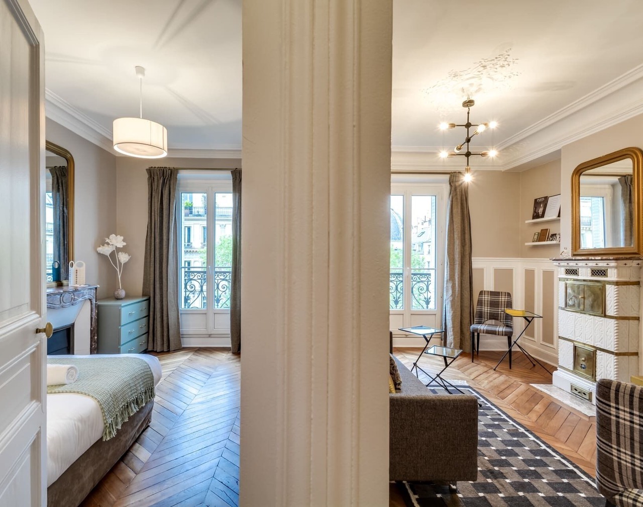Sweett | Saint Germain IV 1