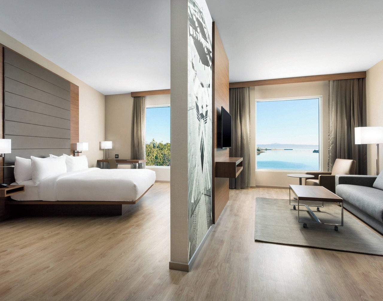 AC Hotel by Marriott San Francisco Airport Oyster Point/Waterfront 1