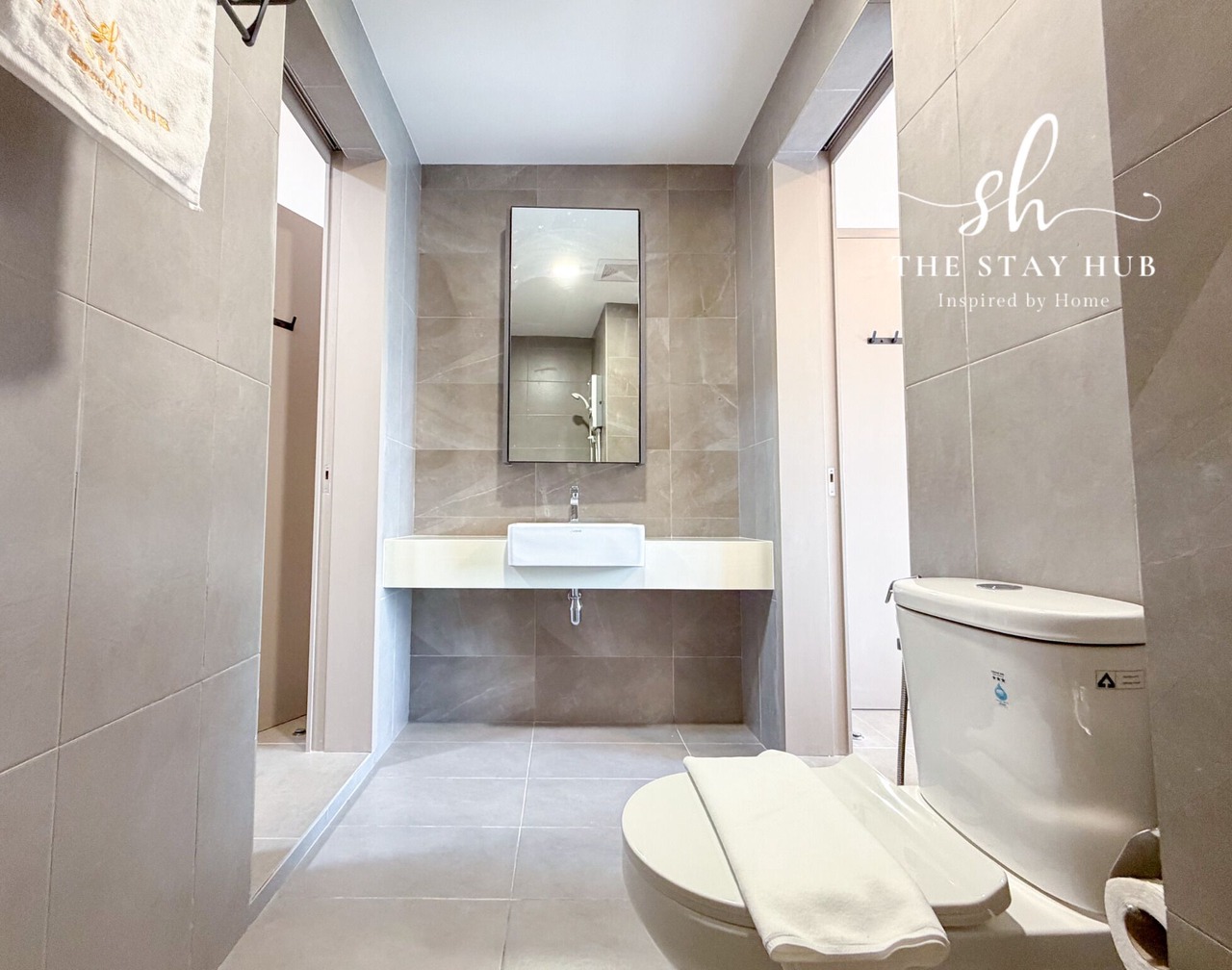 Mossaz Luxe Suites by The Stay Hub 1