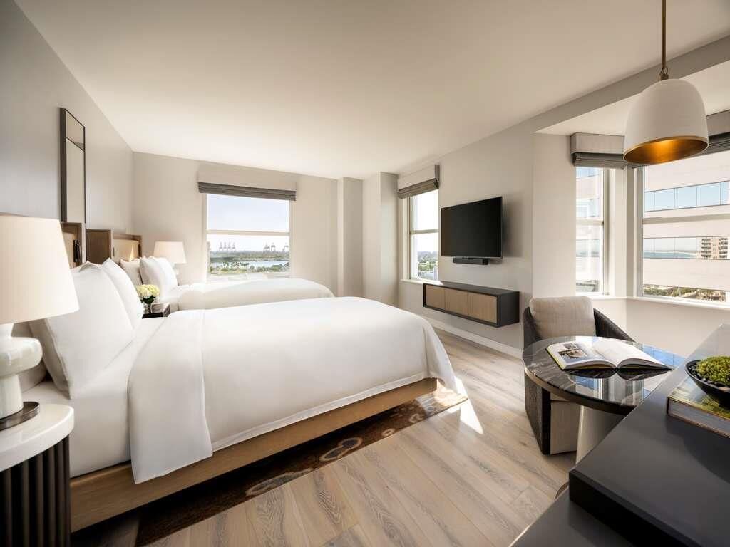 Fairmont Breakers Long Beach 1