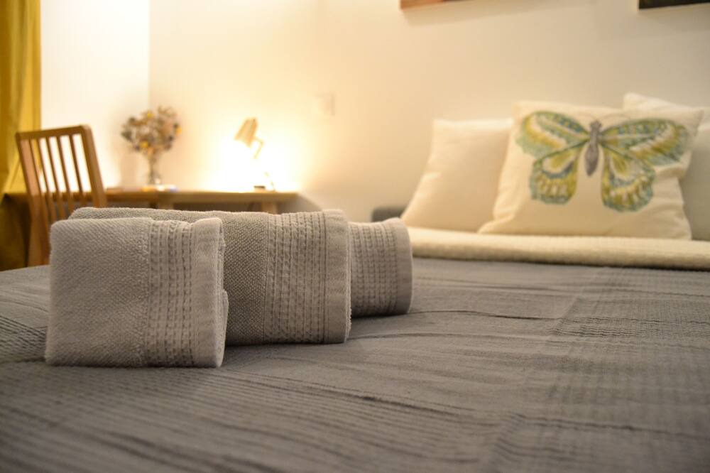Studio 88 - Your haven 5 min away from La Défense and 10 min away from Paris 1