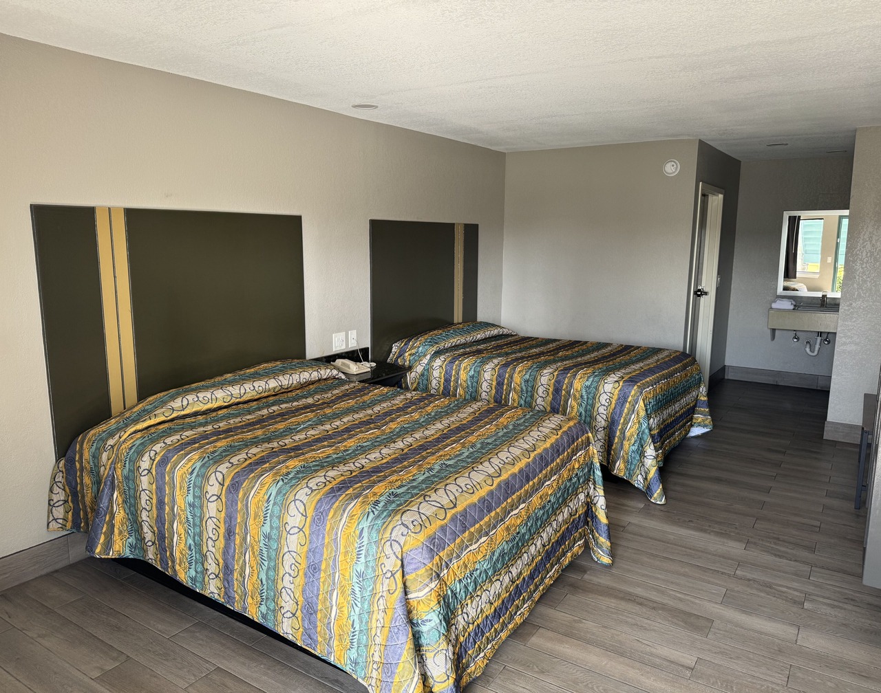 Nola Inn & Suites 1
