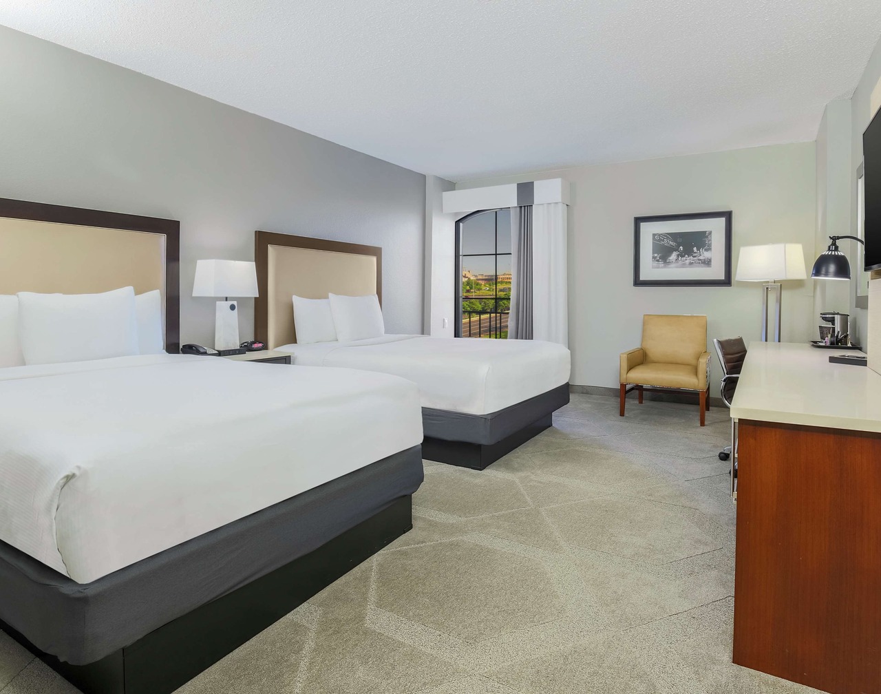 DoubleTree by Hilton Austin - University Area 1