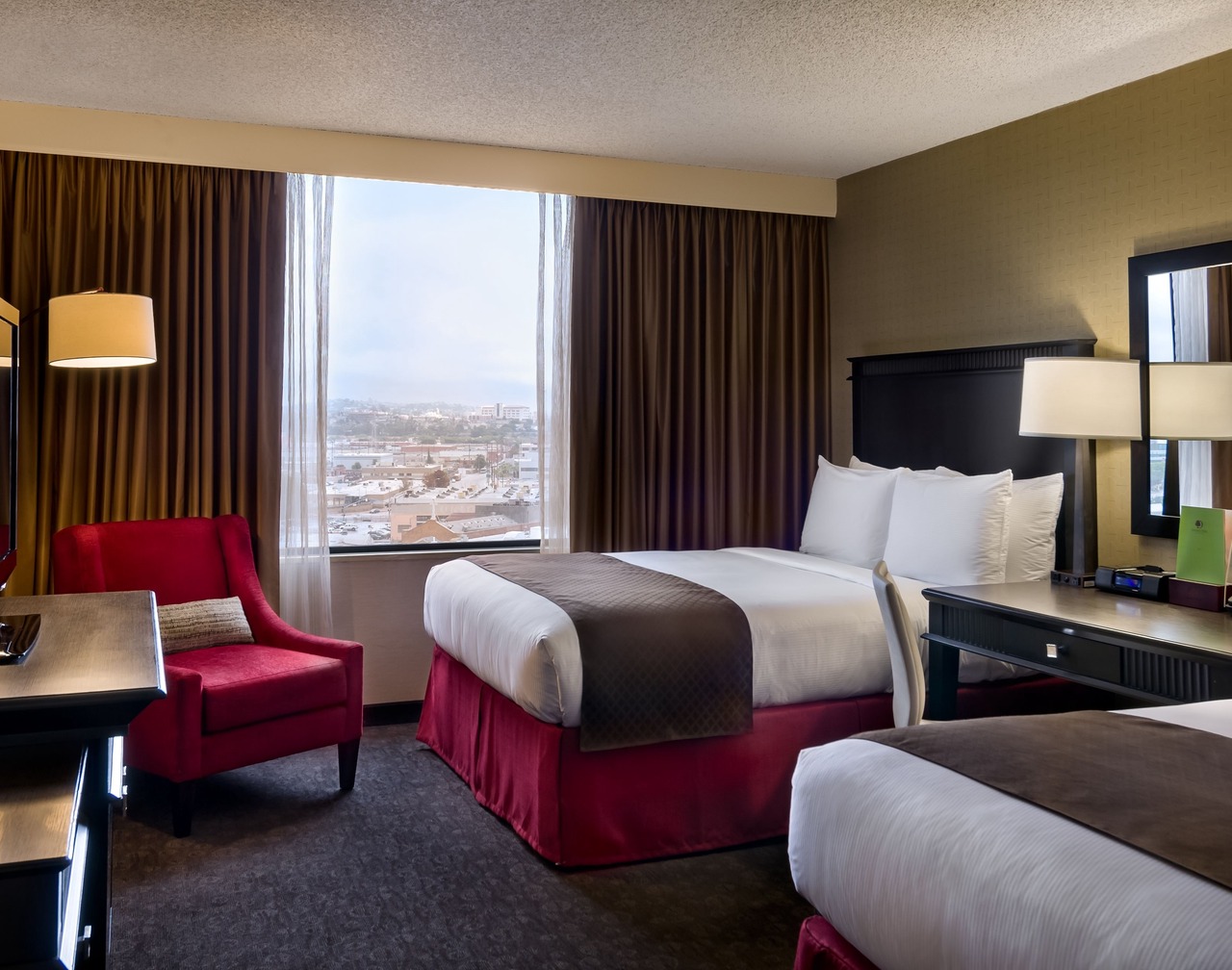 DoubleTree by Hilton Hotel Los Angeles Downtown 1