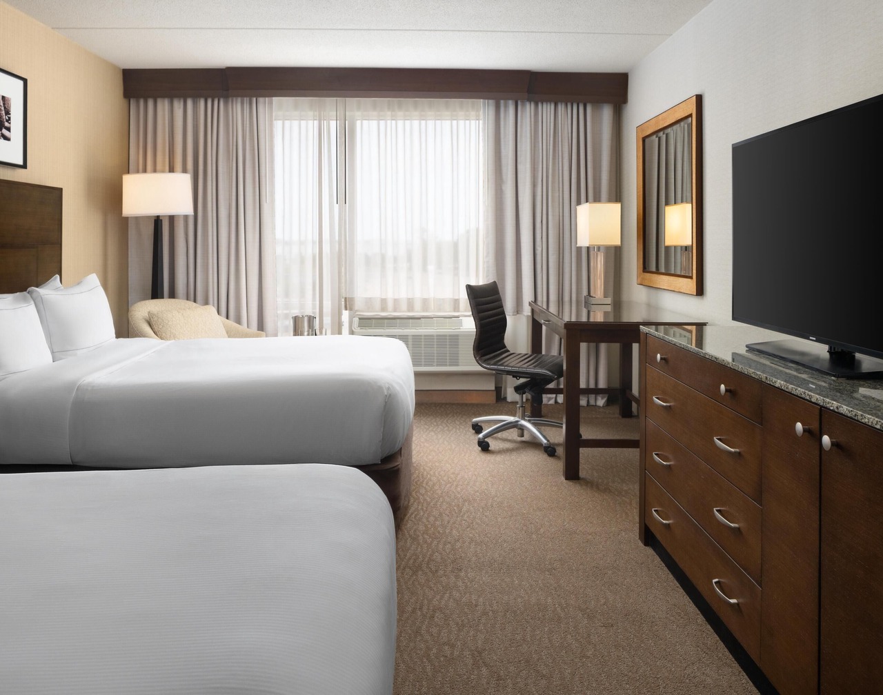 DoubleTree by Hilton Hotel Boston Bayside 1