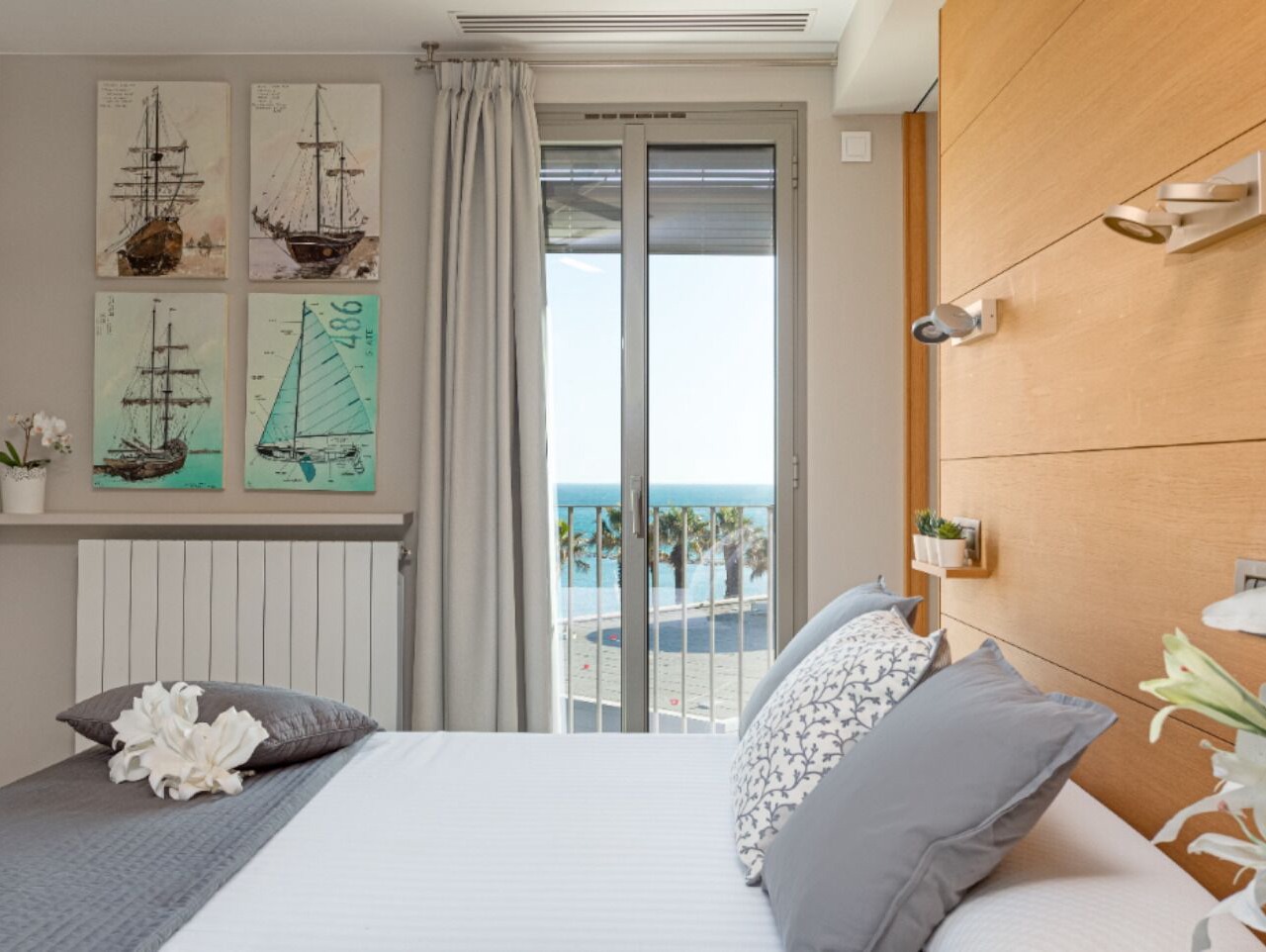 Luxury 1 bedroom apartment with private rooftop terrace in Barceloneta 1