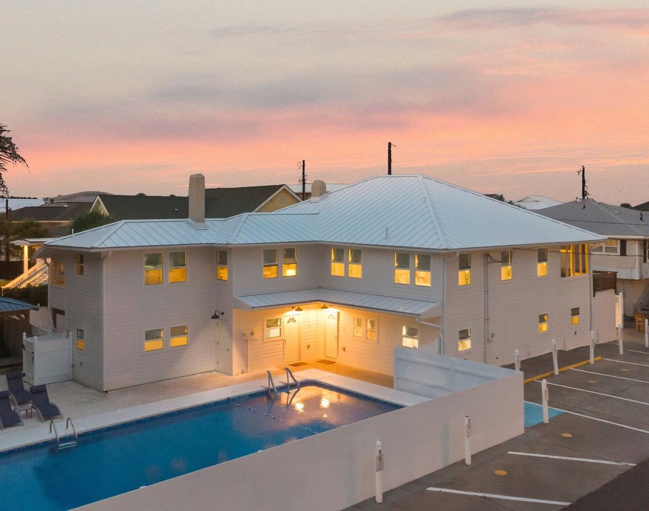 Steps to the Beach | King Beds | Pool Access 1