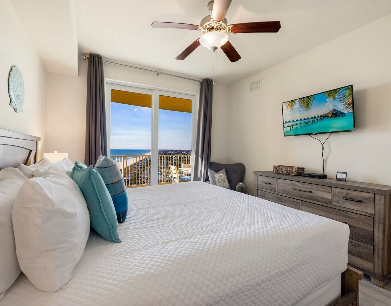 Calypso 3-1702, Amazing View - Calypso Resort 3 BR 2 Bath - Pool/Hot Tub/Fir 1
