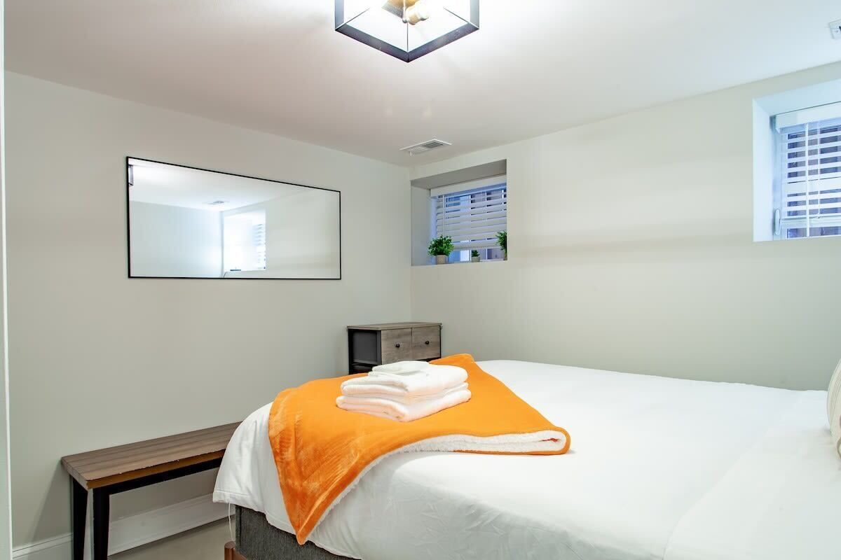 2-BR Petworth Pad/Walk to METRO Subway 1