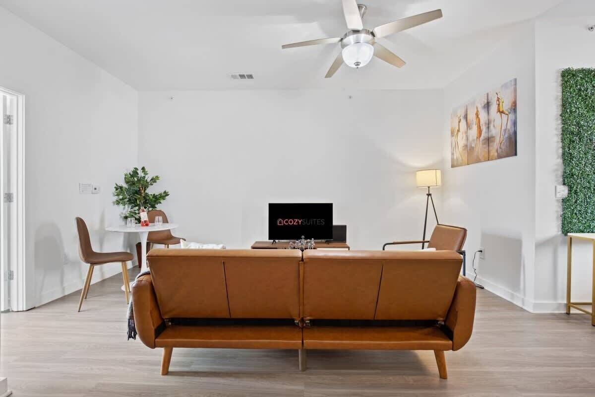 CozySuites Music Row Spacious 1BR Nashville! 56 1