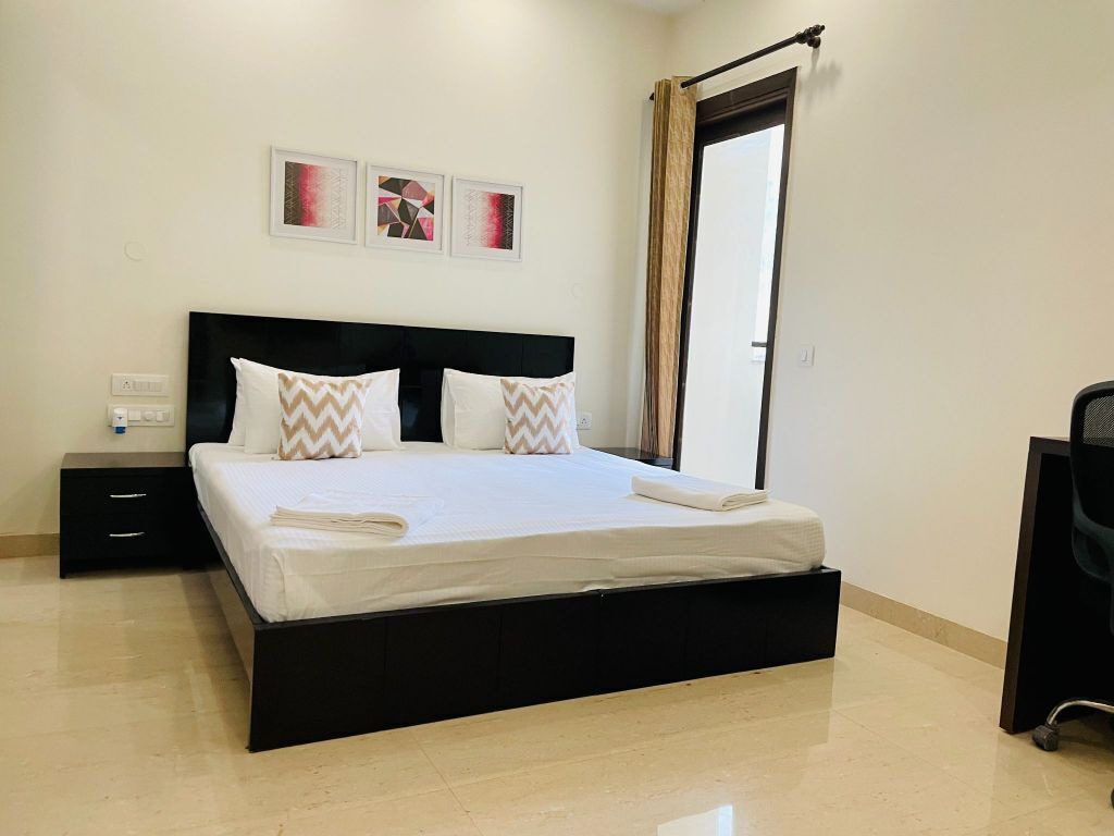 Olive Studio Cybercity | Lift, Balcony, Mg Road 1