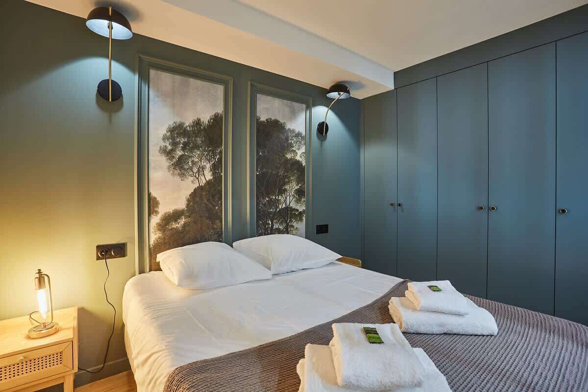 Sublime 3 bedrooms flat center of Paris Montmartre 1