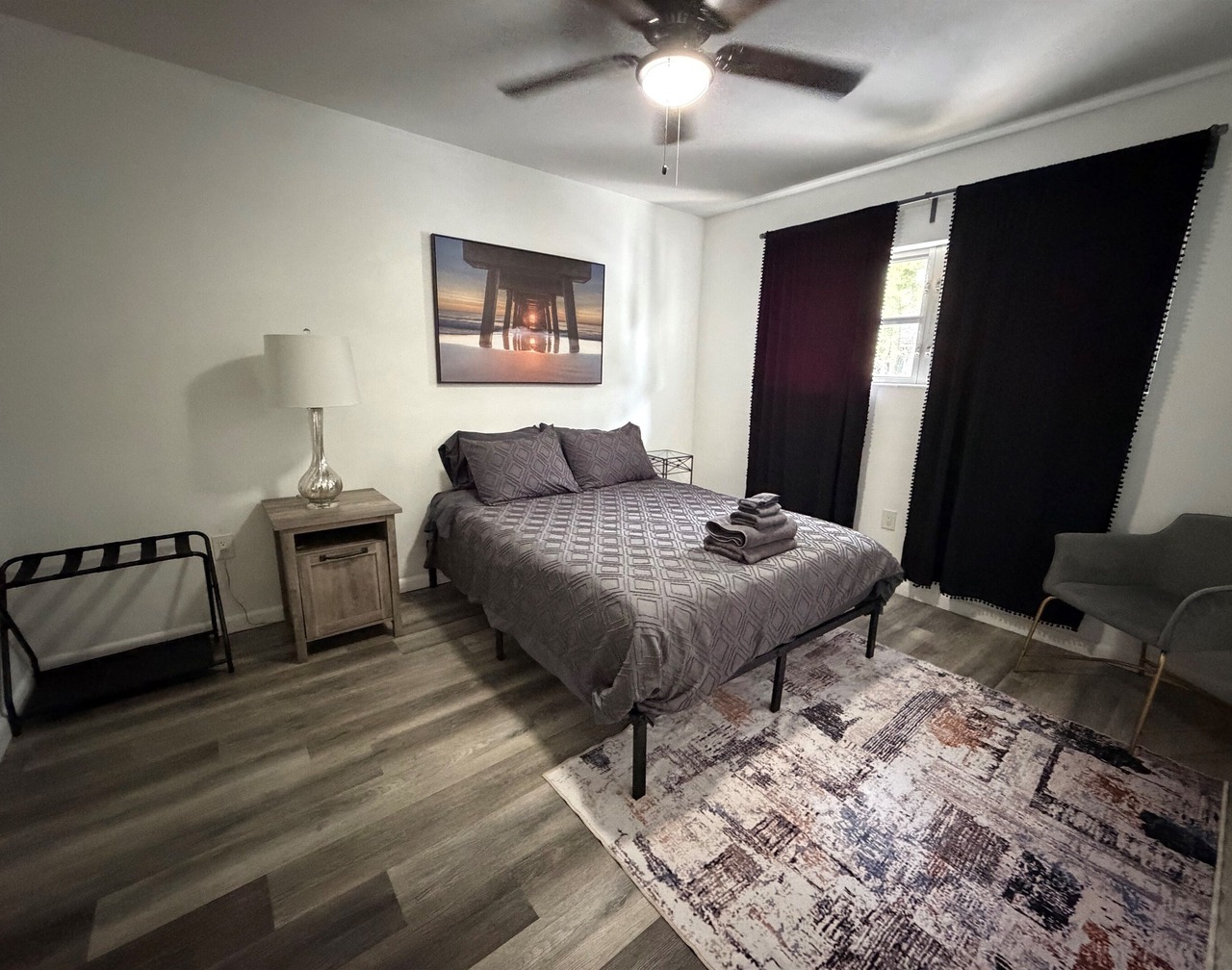 Lake Eola view 1 bedroom Thornton Park 1