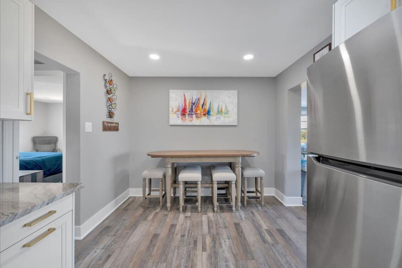 Lofts on Front St (3 bedroom) 1
